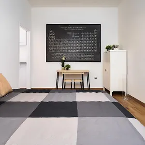 https://sebino-17-monolocale-cool.it-lombardy.com