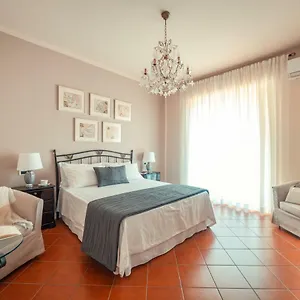 https://casa-la-stella.taorminaitalyhotels.com